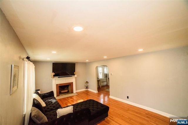 415-417 19th Avenue, Paterson, NJ 07504