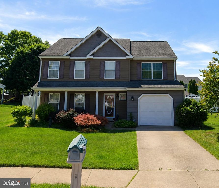 4 LINDSAY CT, Middletown, DE 19709