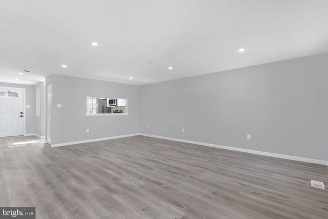 8750 RITCHBORO RD, District Heights, MD 20747