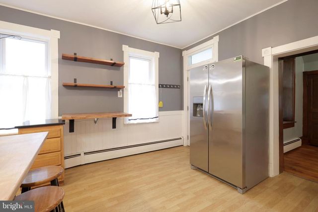 117 E MAIN ST, Rebersburg, PA 16872