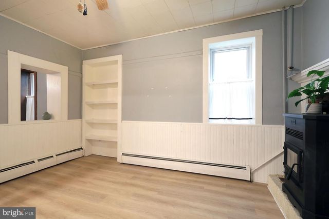 117 E MAIN ST, Rebersburg, PA 16872