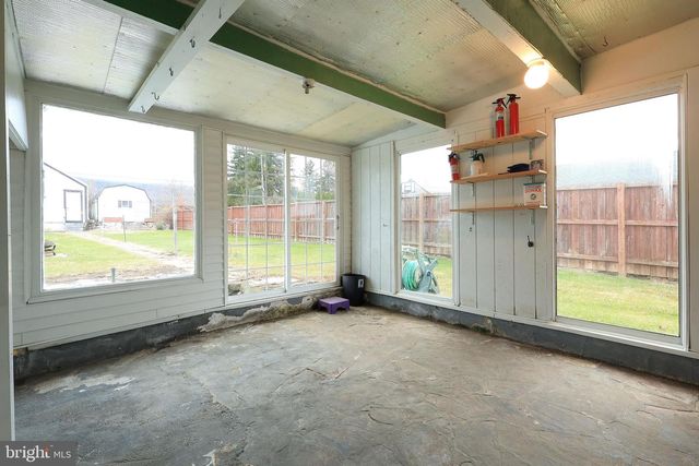 117 E MAIN ST, Rebersburg, PA 16872