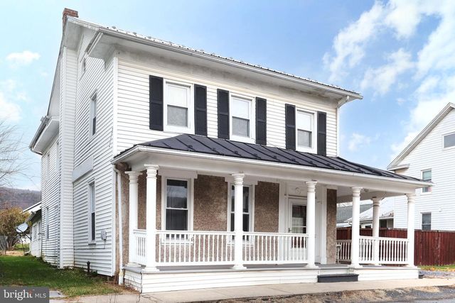 117 E MAIN ST, Rebersburg, PA 16872