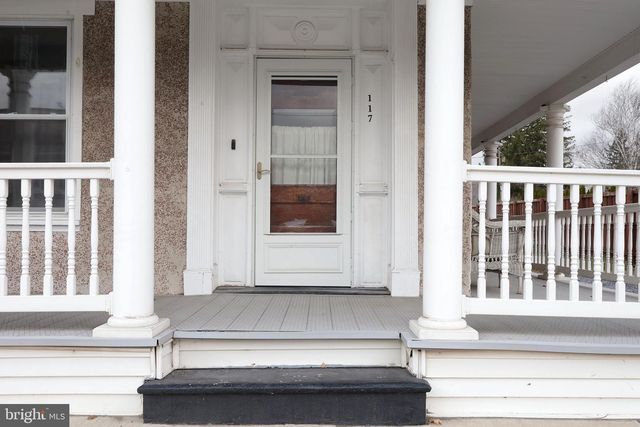 117 E MAIN ST, Rebersburg, PA 16872