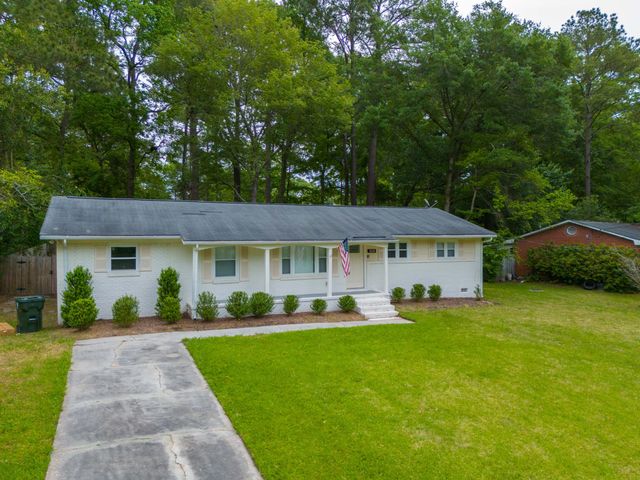 308 Forest Circle, Summerville, SC 29483