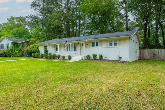 308 Forest Circle, Summerville, SC 29483