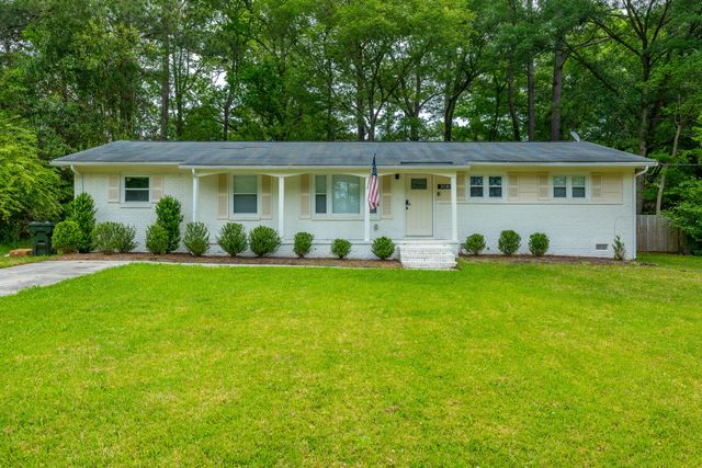 308 Forest Circle, Summerville, SC 29483