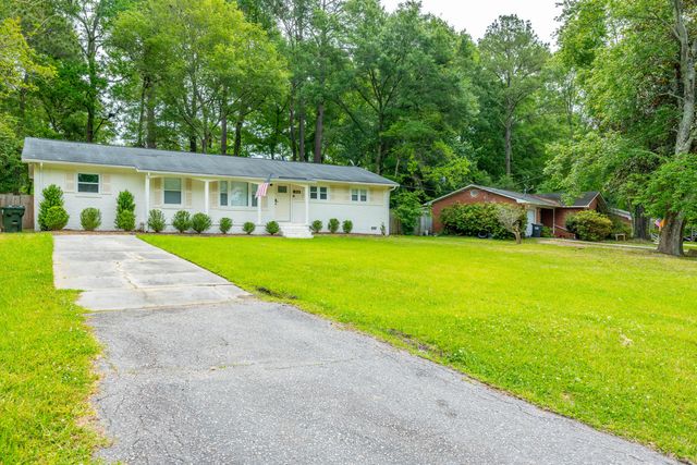 308 Forest Circle, Summerville, SC 29483