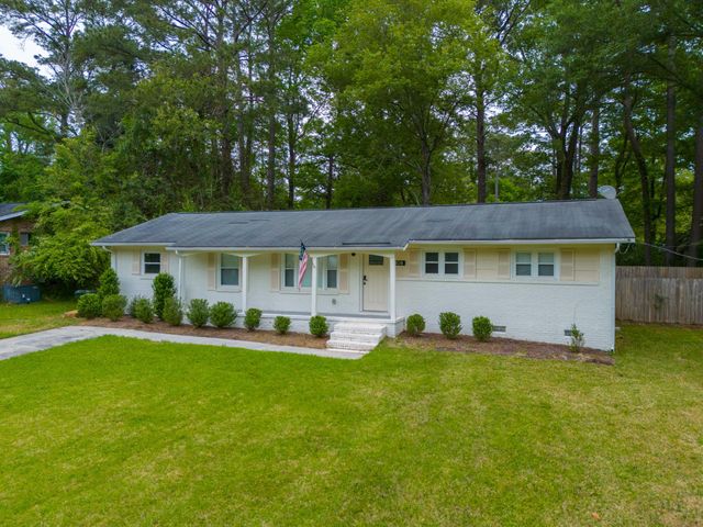 308 Forest Circle, Summerville, SC 29483