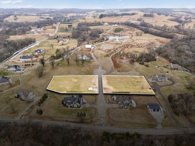 102 Heirloom Ln, Columbia, TN 38401