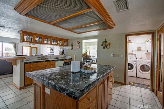 7469 Madera Avenue, Hesperia, CA 92345