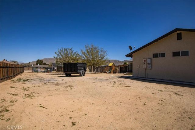 7469 Madera Avenue, Hesperia, CA 92345