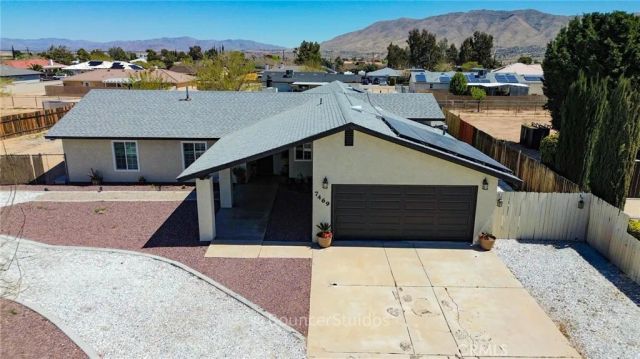 7469 Madera Avenue, Hesperia, CA 92345