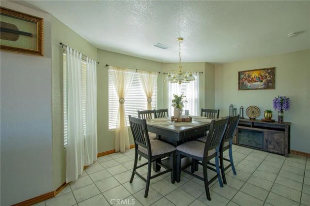 7469 Madera Avenue, Hesperia, CA 92345