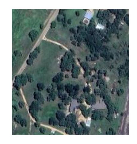 1093 County Road 205 RD, Giddings, TX 78942