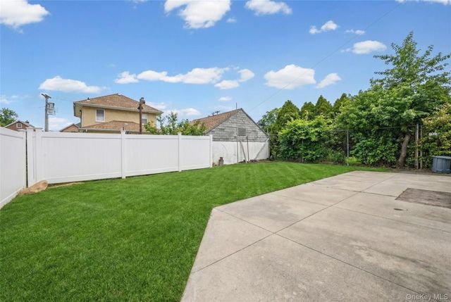 151-67 27th Avenue, Flushing, NY 11354