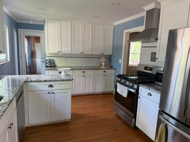 31180 E Rutland Street, Beverly Hills, MI 48025
