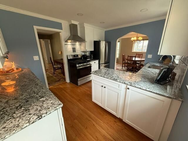 31180 E Rutland Street, Beverly Hills, MI 48025