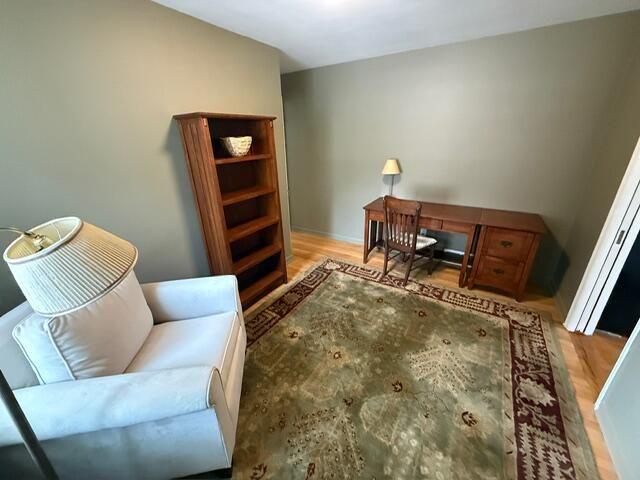 31180 E Rutland Street, Beverly Hills, MI 48025