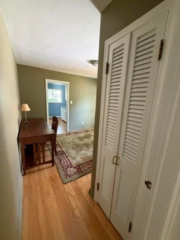 31180 E Rutland Street, Beverly Hills, MI 48025