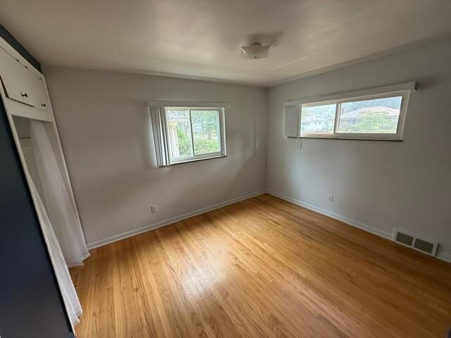 31180 E Rutland Street, Beverly Hills, MI 48025