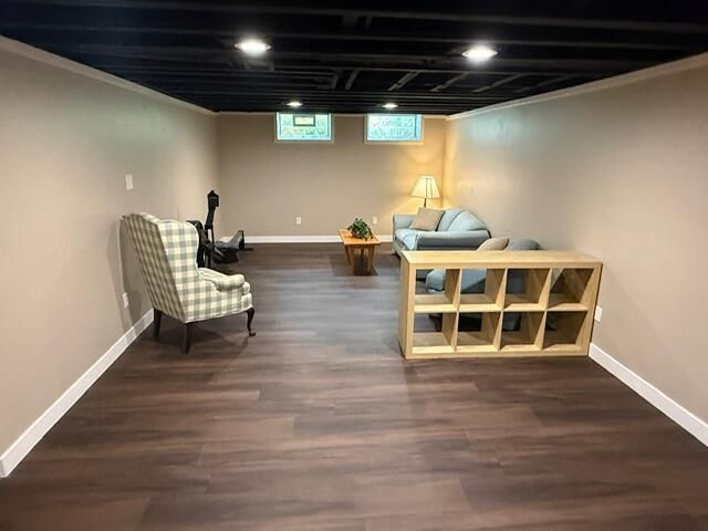31180 E Rutland Street, Beverly Hills, MI 48025