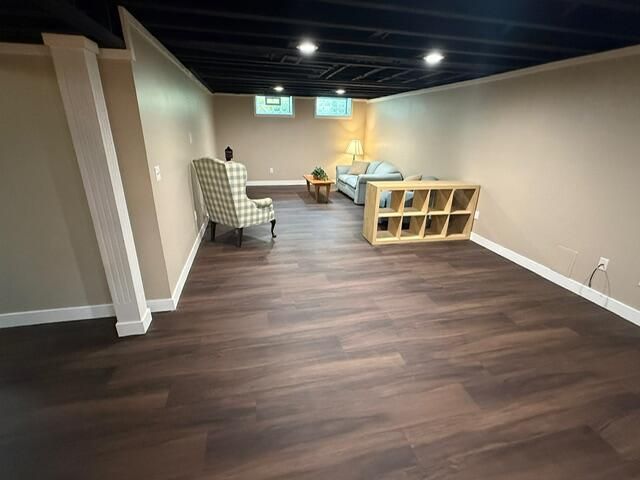 31180 E Rutland Street, Beverly Hills, MI 48025