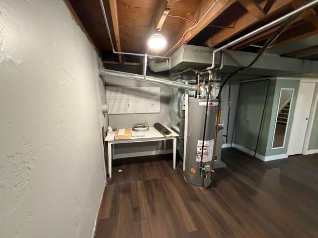 31180 E Rutland Street, Beverly Hills, MI 48025