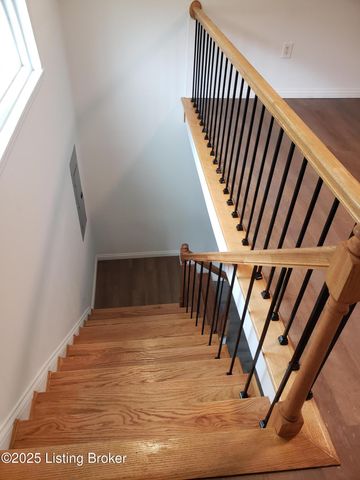 205 Broadway St, Chaplin, KY 40012