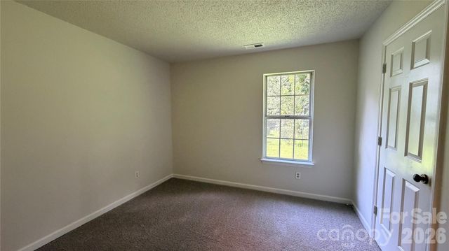 6223 Sunbridge Court, Charlotte, NC 28269