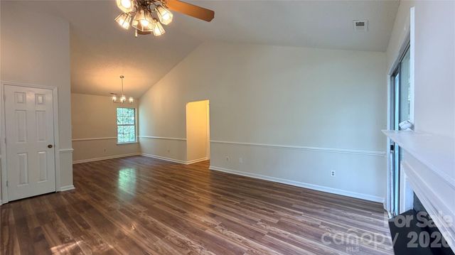 6223 Sunbridge Court, Charlotte, NC 28269