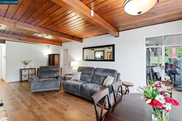 9 Morello Heights Dr, Martinez, CA 94553