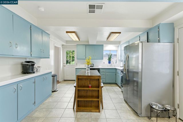 9 Morello Heights Dr, Martinez, CA 94553