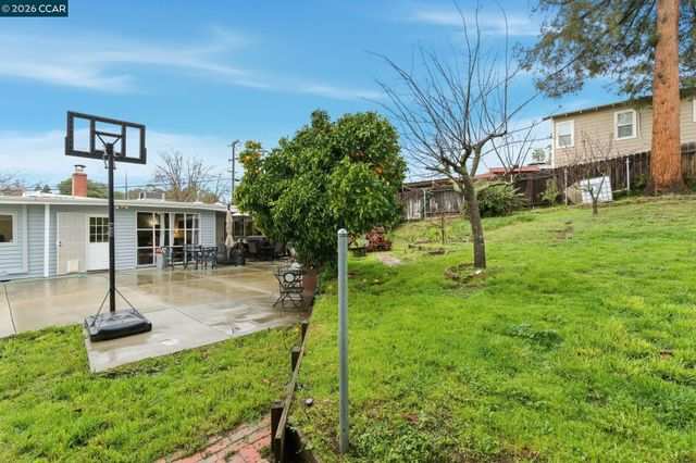 9 Morello Heights Dr, Martinez, CA 94553