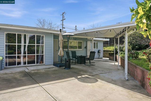 9 Morello Heights Dr, Martinez, CA 94553