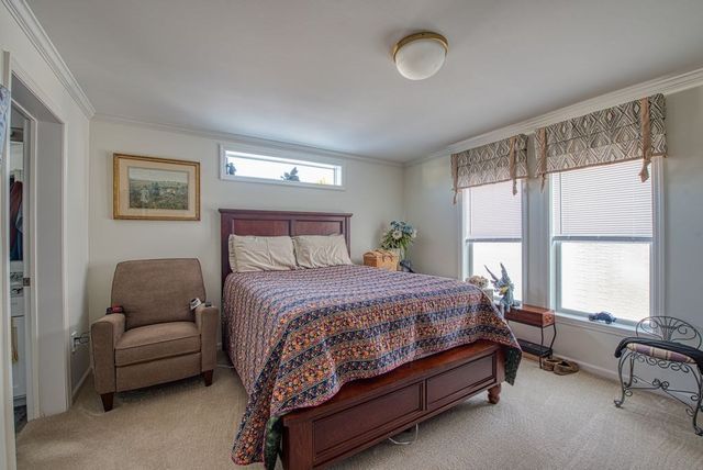 16 Jason Way 16, West Bridgewater, MA 02379