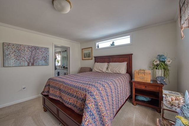 16 Jason Way 16, West Bridgewater, MA 02379