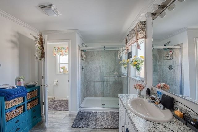 16 Jason Way 16, West Bridgewater, MA 02379