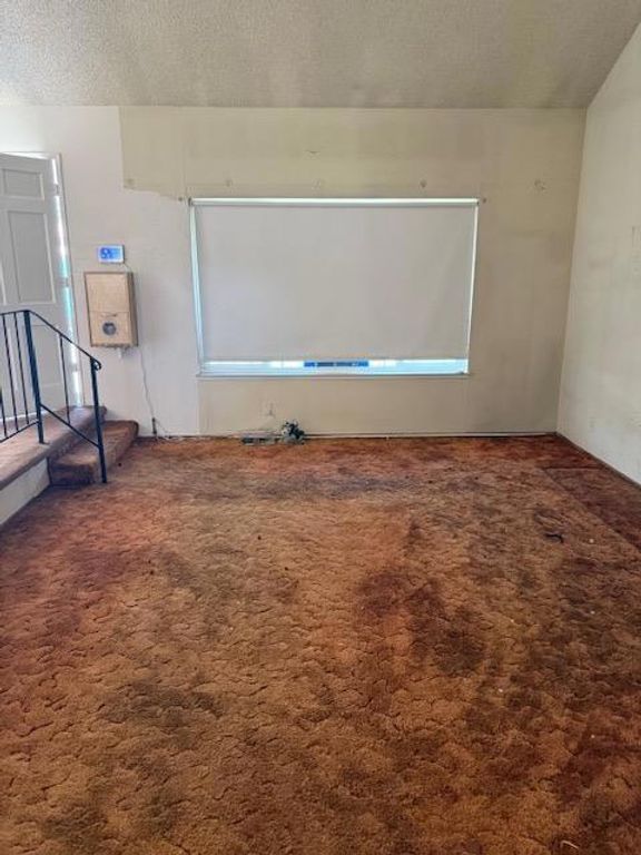 Image 4 of property listing at 1159 Lancelot Lane, San Jose, CA 95127