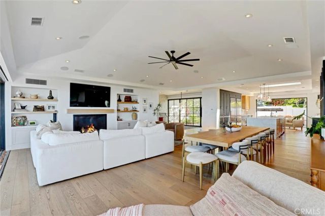 4 S Vista De La Luna, Laguna Beach, CA 92651