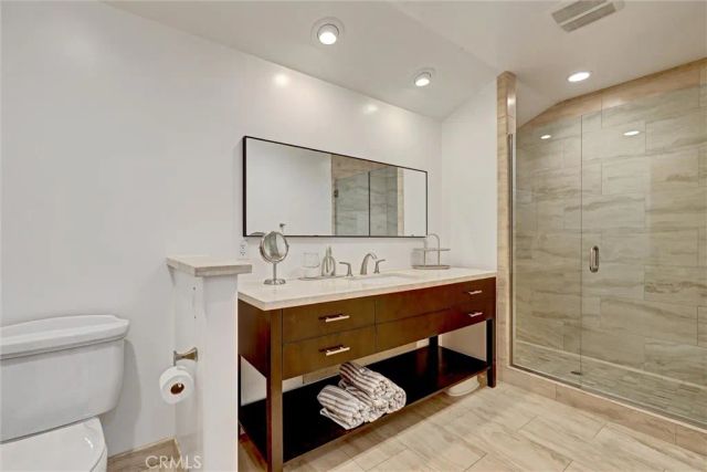 4 S Vista De La Luna, Laguna Beach, CA 92651