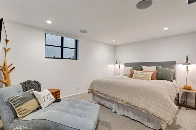 4 S Vista De La Luna, Laguna Beach, CA 92651