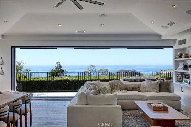 4 S Vista De La Luna, Laguna Beach, CA 92651
