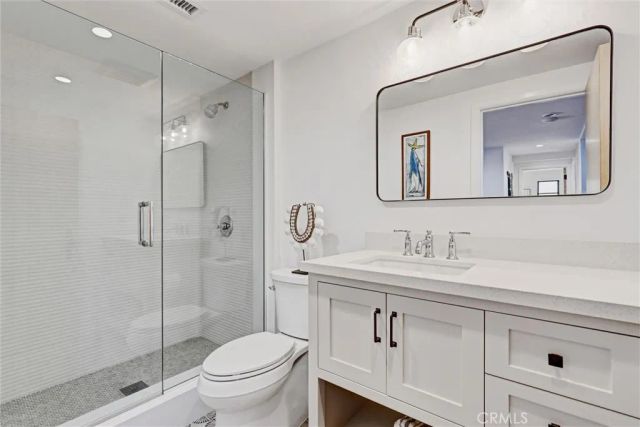 4 S Vista De La Luna, Laguna Beach, CA 92651