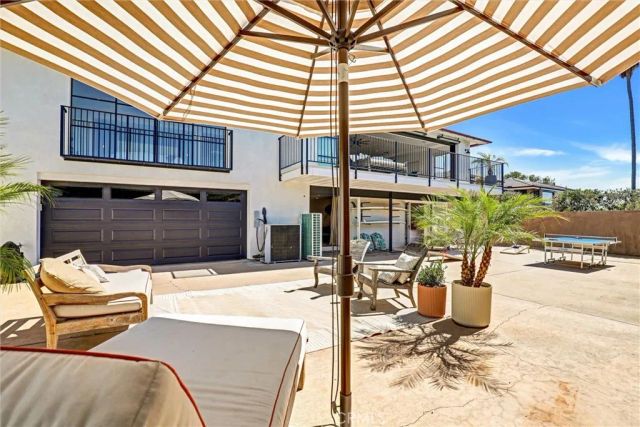 4 S Vista De La Luna, Laguna Beach, CA 92651