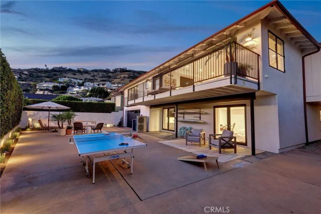 4 S Vista De La Luna, Laguna Beach, CA 92651