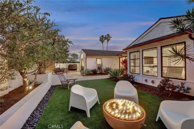 4 S Vista De La Luna, Laguna Beach, CA 92651