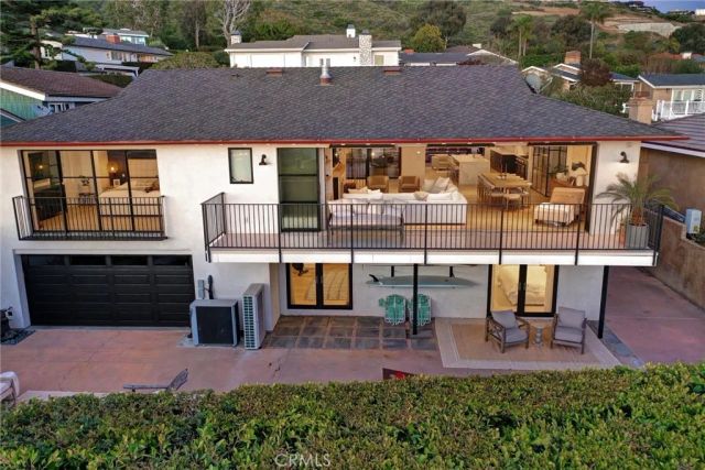 4 S Vista De La Luna, Laguna Beach, CA 92651