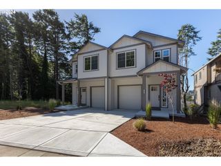1453 Se Marine Ave, Lincoln City, OR 97367