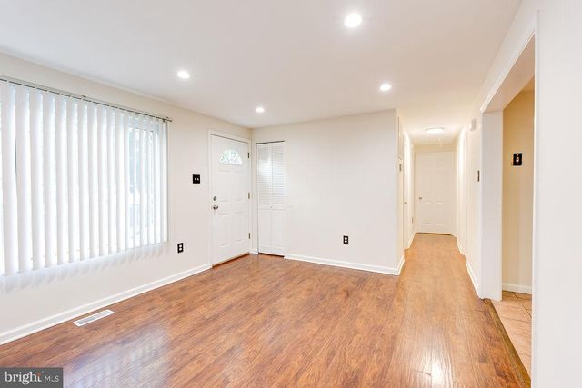 5602 EAGLE ST, Capitol Heights, MD 20743